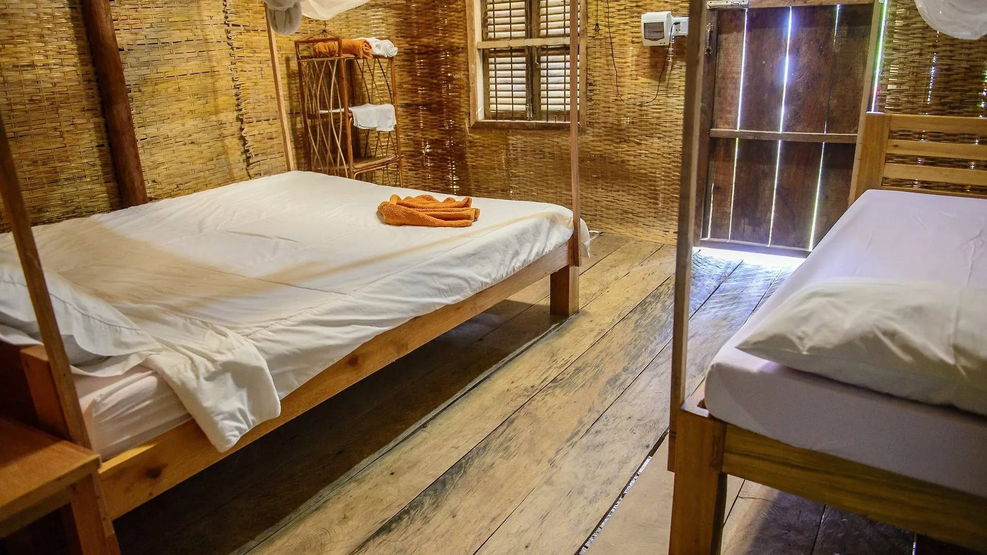 Ananas Beach Bungalows Sihanoukville 2*,